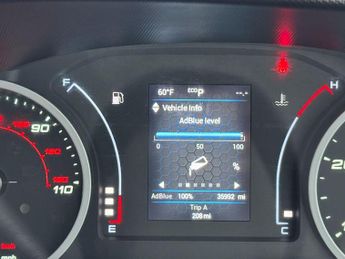 Iveco Daily 2.3D HPI 14V 35S 3520 HiMatic MWB H2 Euro 6 (s/s) 5dr