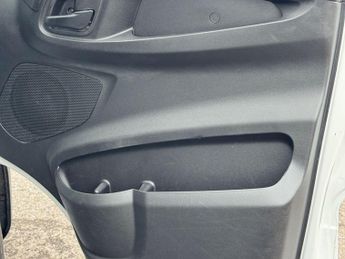 Iveco Daily 2.3D HPI 14V 35S 3520 Panel Van 5dr Diesel HiMatic MWB H2 Euro 6