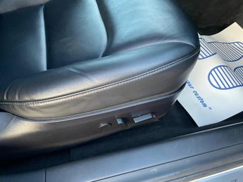 Tesla Model 3 Standard Range Plus Auto RWD 4dr