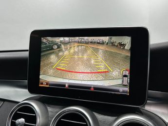 Mercedes-Benz C Class 2.1 C220d AMG Line (Premium Plus) G-Tronic+ Euro 6 (s/s) 5dr