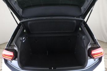 Volkswagen ID.3 Pro 58kWh Life Auto 5dr