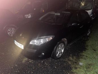 Renault Megane 1.9 dCi Dynamique TomTom Euro 5 5dr