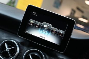 MERCEDES-BENZ A-CLASS 1.5 A180d SE Hatchback 5dr Diesel 7G-DCT Euro 6 (s/s) (109 ps) +