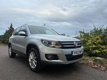 Volkswagen Tiguan 2.0 TDI BlueMotion Tech SE DSG 4WD Euro 5 (s/s) 5dr