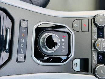 Land Rover Range Rover Evoque 2.2 SD4 Dynamic Auto 4WD Euro 5 (s/s) 5dr