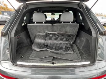 Audi Q7 3.0 TDI V6 S line Tiptronic quattro Euro 6 (s/s) 5dr