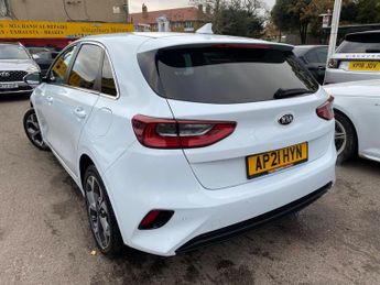 Kia Ceed 1.5 T-GDi 3 DCT Euro 6 (s/s) 5dr