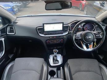 Kia Ceed 1.5 T-GDi 3 DCT Euro 6 (s/s) 5dr