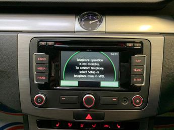 Volkswagen Passat 2.0 TDI BlueMotion Tech Executive Style DSG Euro 5 (s/s) 4dr