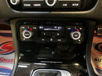 Volkswagen Touareg 3.0 TDI V6 BlueMotion Tech R-Line Plus Tiptronic 4WD Euro 6 (s/s