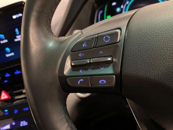 Hyundai IONIQ 1.6 h-GDi Premium SE DCT Euro 6 (s/s) 5dr