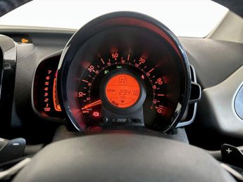 Peugeot 108 1.0 Allure 2 Tronic Euro 6 5dr