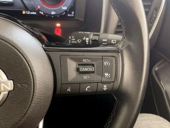 Nissan Qashqai 1.3 DIG-T MHEV N-Connecta Euro 6 (s/s) 5dr