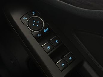 Ford Focus 2.0 EcoBlue Vignale Auto Euro 6 (s/s) 5dr