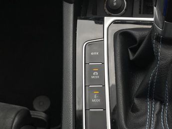 Volkswagen Passat 1.4 TSI GTE DSG Euro 6 (s/s) 4dr