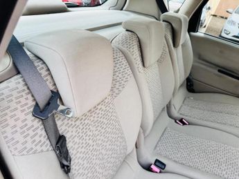 Renault Scenic 1.9 dCi FAP Oasis 5dr