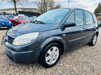 Renault Scenic 1.9 dCi FAP Oasis 5dr