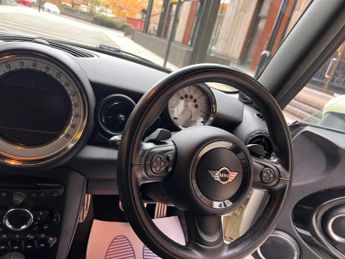 MINI Convertible 1.6 Cooper S Auto Euro 5 2dr
