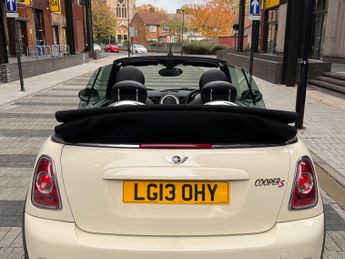 MINI Convertible 1.6 Cooper S Auto Euro 5 2dr