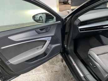 Audi A6 Saloon 2.0 TDI 40 S line S Tronic Euro 6 (s/s) 4dr