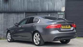 Jaguar XE 2.0d Portfolio Auto Euro 6 (s/s) 4dr