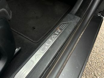 Jaguar XE 2.0d Portfolio Auto Euro 6 (s/s) 4dr