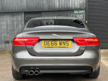 Jaguar XE 2.0d Portfolio Auto Euro 6 (s/s) 4dr