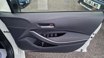 Toyota Corolla 1.8 VVT-h Icon Touring Sports 5dr Petrol Hybrid CVT Euro 6 (s/s)