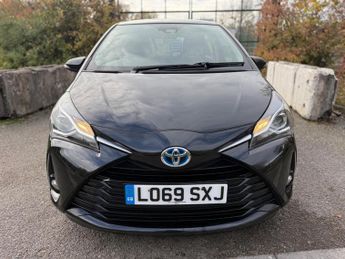 Toyota Yaris 1.5 VVT-h Icon Tech E-CVT Euro 6 (s/s) 5dr