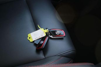 MG MG ZS 51.1kWh Trophy Auto 5dr