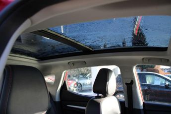 MG MG ZS 51.1kWh Trophy Auto 5dr