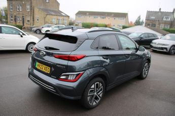 Hyundai KONA 64kWh Premium Auto 5dr (10.5kW Charger)