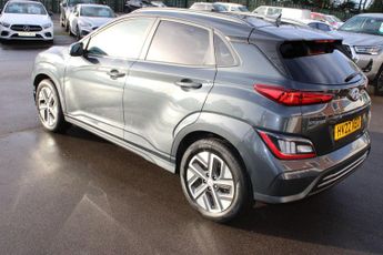 Hyundai KONA 64kWh Premium Auto 5dr (10.5kW Charger)