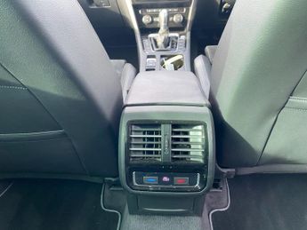 Volkswagen Passat 2.0 TDI BlueMotion Tech SE Estate 5dr Diesel DSG Euro 6 (s/s) (1