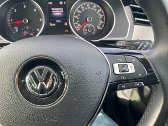 Volkswagen Passat 2.0 TDI BlueMotion Tech SE Estate 5dr Diesel DSG Euro 6 (s/s) (1