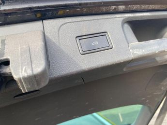 Volkswagen Passat 2.0 TDI BlueMotion Tech SE Estate 5dr Diesel DSG Euro 6 (s/s) (1