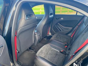 Mercedes-Benz A Class 2.0 A250 BlueEfficiency Engineered by AMG 7G-DCT Euro 6 (s/s) 5d