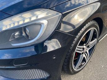 Mercedes-Benz A Class 2.0 A250 BlueEfficiency Engineered by AMG 7G-DCT Euro 6 (s/s) 5d