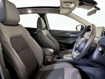 Nissan Qashqai 1.3 DIG-T MHEV N-Connecta XTRON Euro 6 (s/s) 5dr