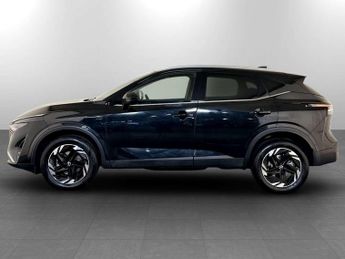 Nissan Qashqai 1.3 DIG-T MHEV N-Connecta XTRON Euro 6 (s/s) 5dr