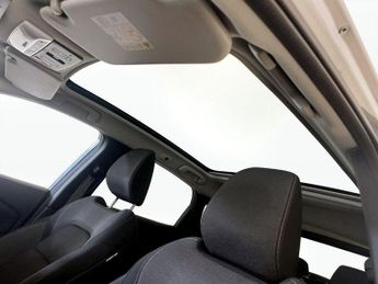 Nissan Qashqai 1.3 DIG-T MHEV N-Connecta Euro 6 (s/s) 5dr