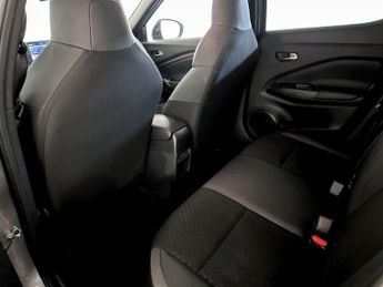 Nissan Juke 1.0 DIG-T N-Connecta DCT Auto Euro 6 (s/s) 5dr