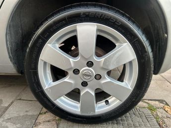 Nissan Micra 1.2 16v n-tec 5dr