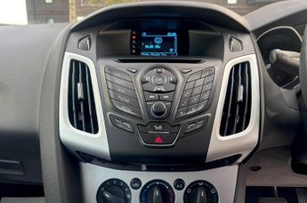 Ford Focus 1.6 Zetec Powershift Euro 5 5dr