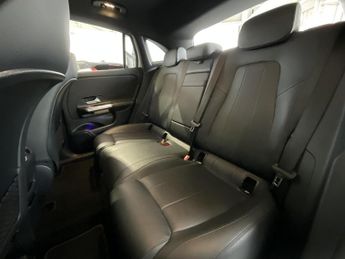 Mercedes-Benz Eqa 250+ SPORT