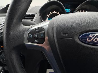 Ford Fiesta 1.0T EcoBoost Zetec Powershift Euro 6 5dr