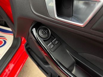 Ford Fiesta 1.0T EcoBoost Zetec Powershift Euro 6 5dr