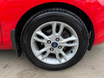 Ford Fiesta 1.0T EcoBoost Zetec Powershift Euro 6 5dr