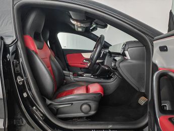 Mercedes-Benz CLA 1.3 CLA250e 15.6kWh AMG Line (Premium) Coupe 8G-DCT Euro 6 (s/s)