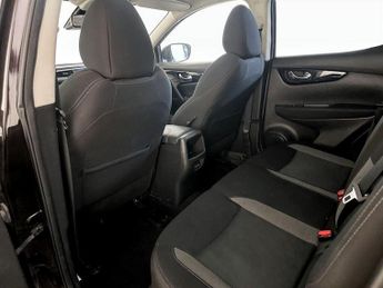 Nissan Qashqai 1.3 DIG-T N-Connecta Euro 6 (s/s) 5dr